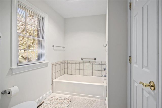 2915 BARRINGTON DR, Rockingham, VA 22801