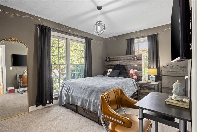 2915 BARRINGTON DR, Rockingham, VA 22801