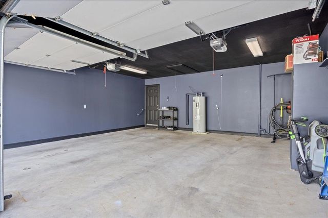 2915 BARRINGTON DR, Rockingham, VA 22801