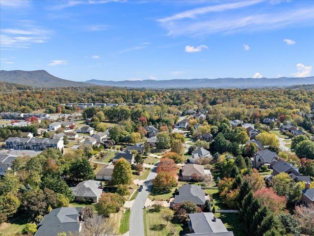 2915 BARRINGTON DR, Rockingham, VA 22801