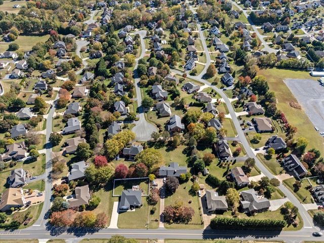 2915 BARRINGTON DR, Rockingham, VA 22801