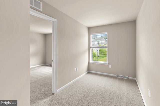 3937 ARCHER LN, Columbia, PA 17512
