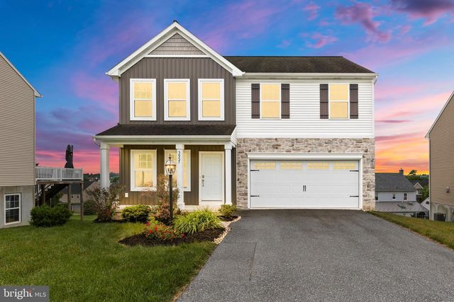 3937 ARCHER LN, Columbia, PA 17512