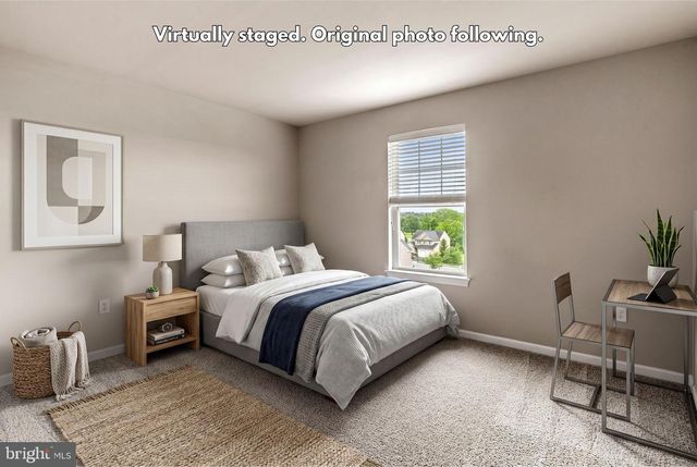 3937 ARCHER LN, Columbia, PA 17512