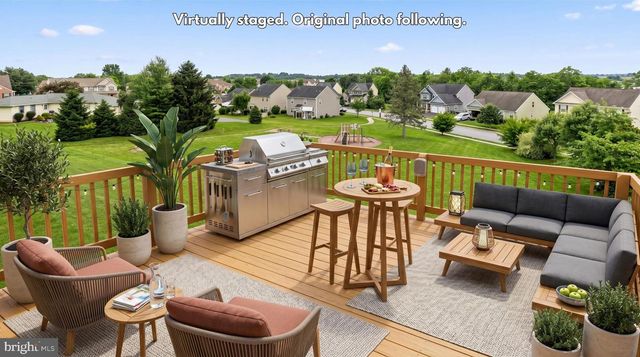3937 ARCHER LN, Columbia, PA 17512