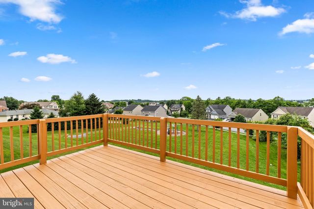 3937 ARCHER LN, Columbia, PA 17512