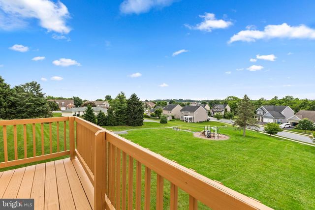 3937 ARCHER LN, Columbia, PA 17512
