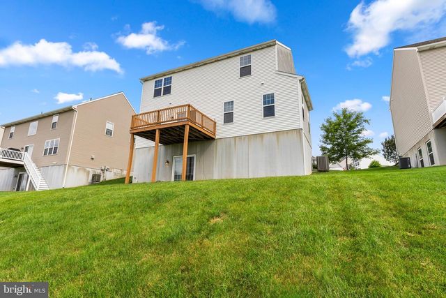 3937 ARCHER LN, Columbia, PA 17512