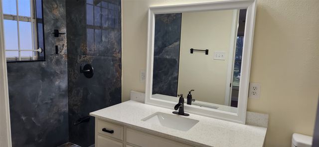 125 Souder Drive, Hurst, TX 76053