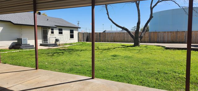 125 Souder Drive, Hurst, TX 76053