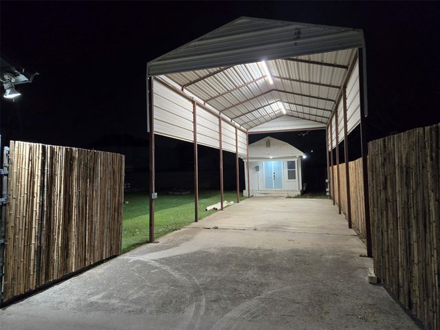 125 Souder Drive, Hurst, TX 76053