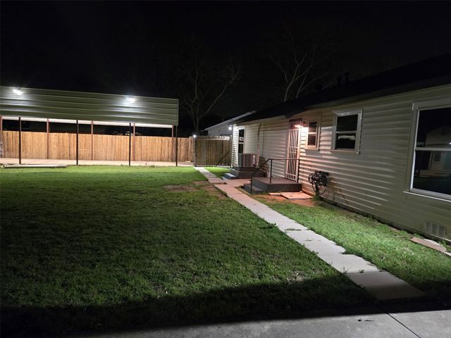 125 Souder Drive, Hurst, TX 76053