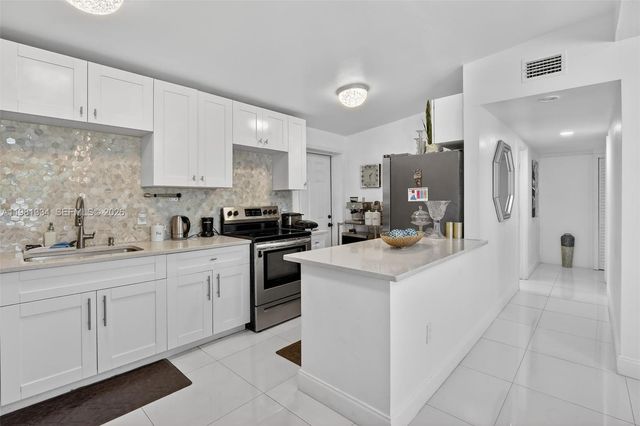 3220 NW 2nd Street, Lauderhill, FL 33311