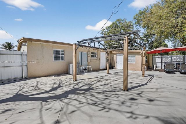 3220 NW 2nd Street, Lauderhill, FL 33311