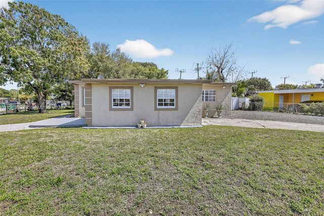 3220 NW 2nd Street, Lauderhill, FL 33311