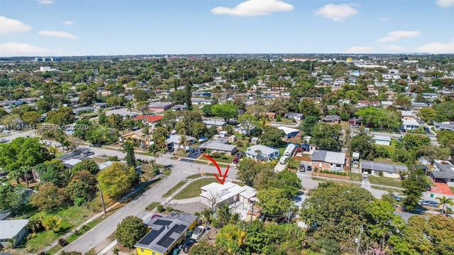 3220 NW 2nd Street, Lauderhill, FL 33311