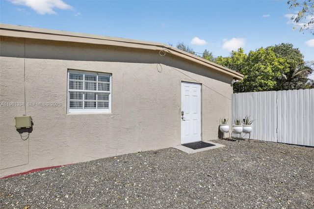 3220 NW 2nd Street, Lauderhill, FL 33311