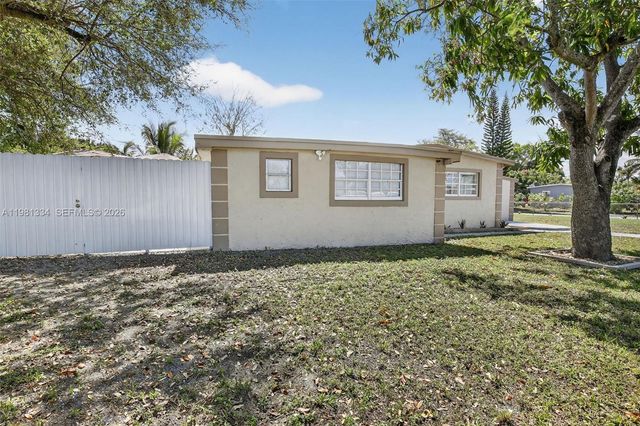 3220 NW 2nd Street, Lauderhill, FL 33311