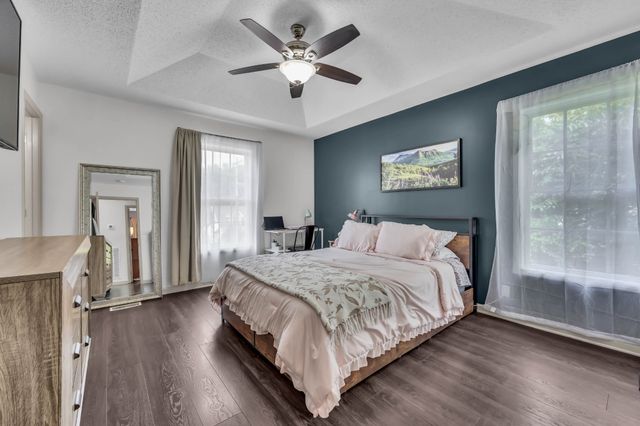 1019 Hedge Apple Dr, Clarksville, TN 37040