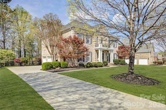 16915 Turtle Point Road, Charlotte, NC 28278