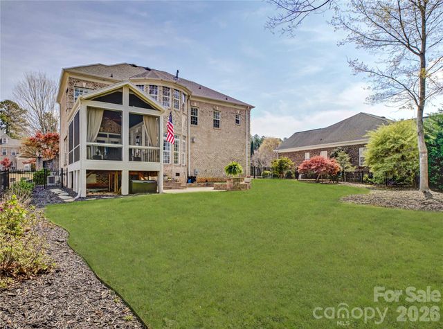 16915 Turtle Point Road, Charlotte, NC 28278