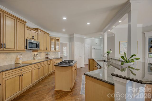 16915 Turtle Point Road, Charlotte, NC 28278