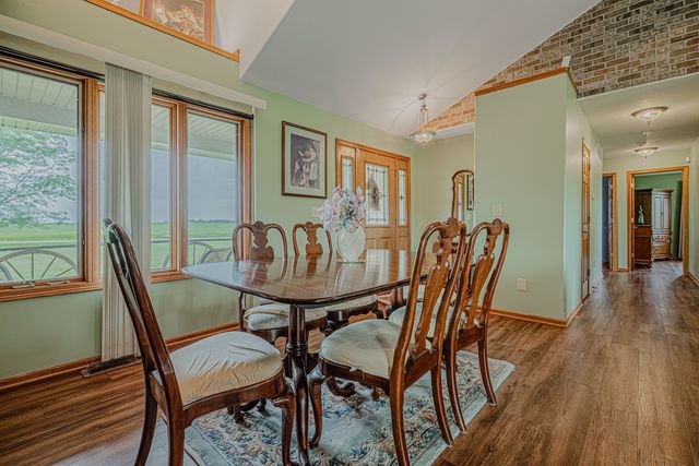 25111 S 104th Avenue, Frankfort, IL 60423