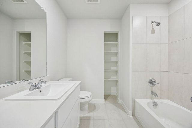 9328 Lone Maverick Drive, Fort Worth, TX 76036