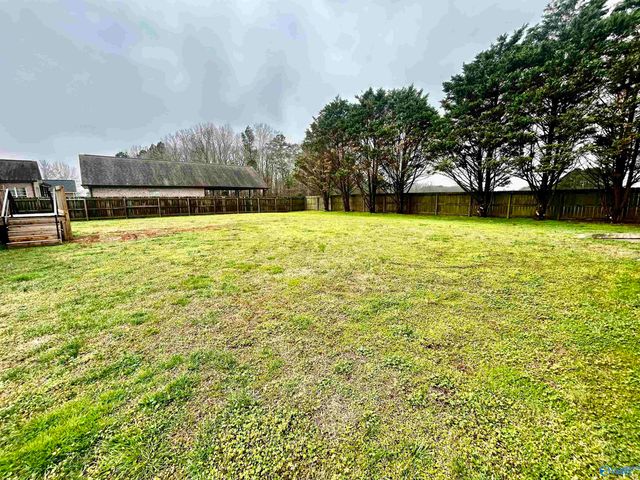 24887 Aubie Lane, Elkmont, AL 35620