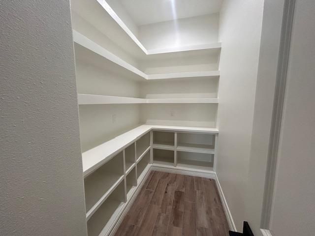 6050 Dania Drive, Beaumont, TX 77707