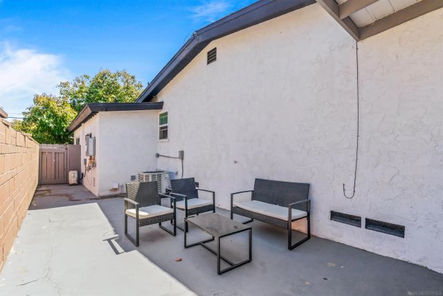3019-3023 E 10Th Street, National City, CA 91950