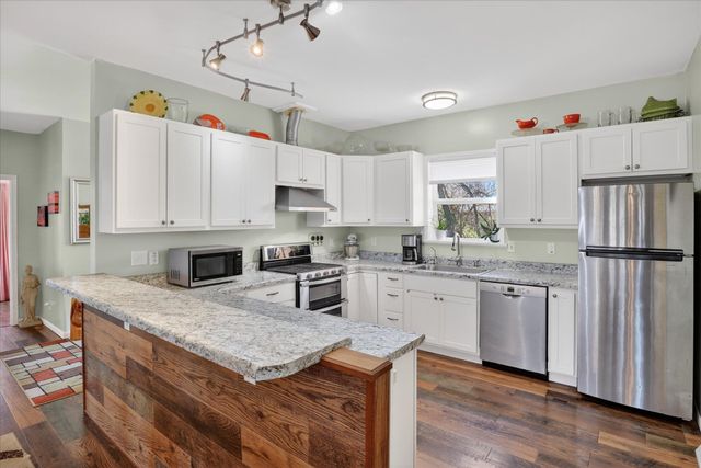 23536 Forest Shores Drive, Lagrange Twp, MI 49031