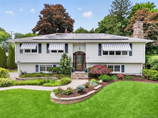 46 Ben Lomond Drive, Middletown, NY 10941