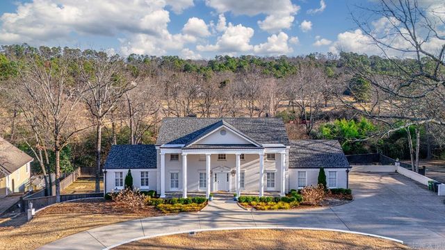 26 Pebble Beach Drive, Little Rock, AR 72212
