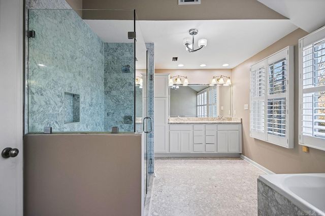 26 Pebble Beach Drive, Little Rock, AR 72212