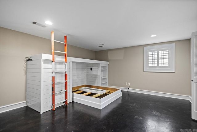 26 Pebble Beach Drive, Little Rock, AR 72212