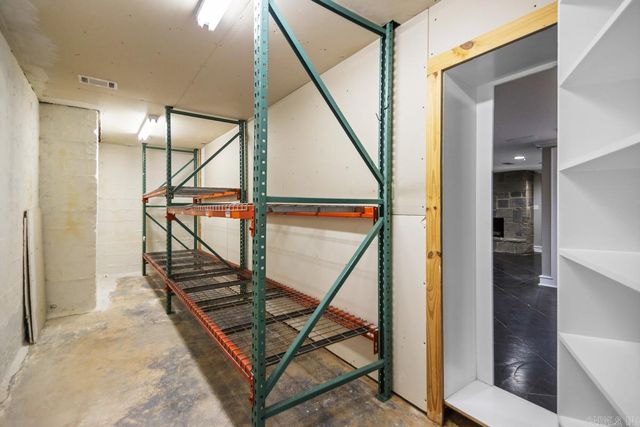 26 Pebble Beach Drive, Little Rock, AR 72212