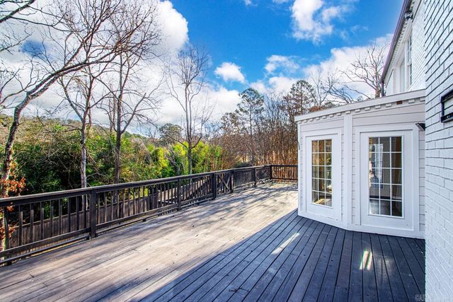 26 Pebble Beach Drive, Little Rock, AR 72212