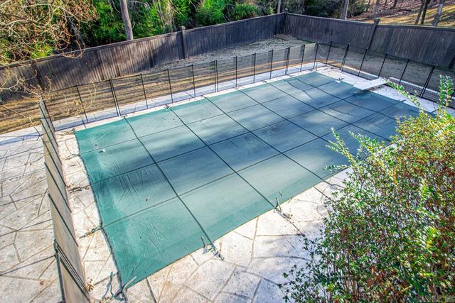 26 Pebble Beach Drive, Little Rock, AR 72212