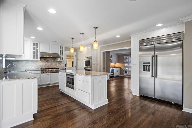 26 Pebble Beach Drive, Little Rock, AR 72212