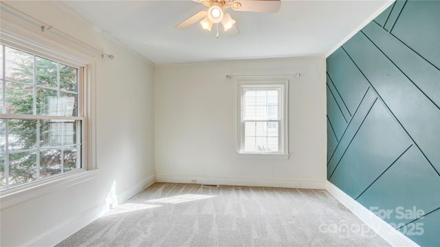 2304 Laburnum Avenue, Charlotte, NC 28205