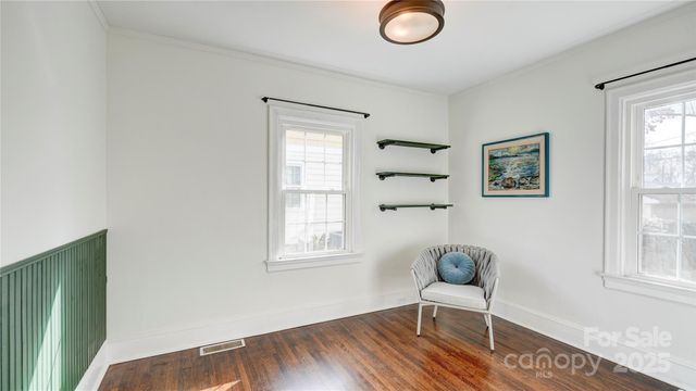 2304 Laburnum Avenue, Charlotte, NC 28205