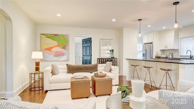 2304 Laburnum Avenue, Charlotte, NC 28205