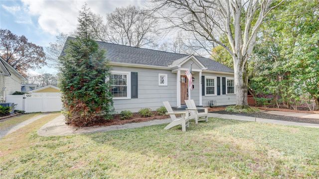 2304 Laburnum Avenue, Charlotte, NC 28205