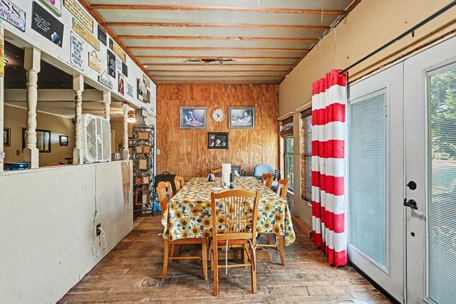 1060 County Road 4360, Decatur, TX 76234