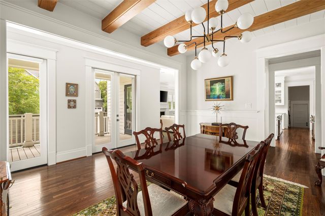 951 Euclid Street, Houston, TX 77009
