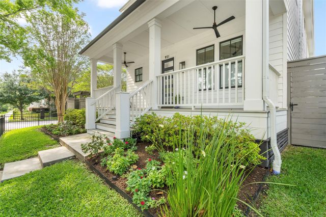 951 Euclid Street, Houston, TX 77009