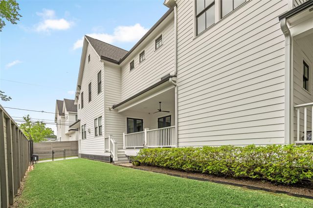 951 Euclid Street, Houston, TX 77009