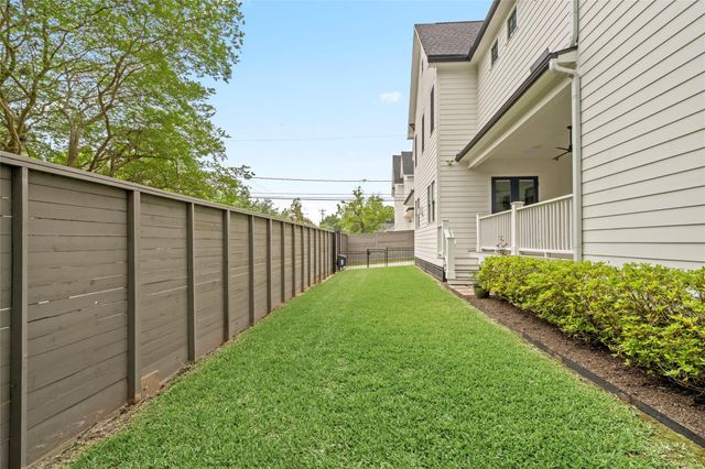 951 Euclid Street, Houston, TX 77009