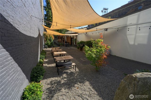 1232 N State Street, Bellingham, WA 98225
